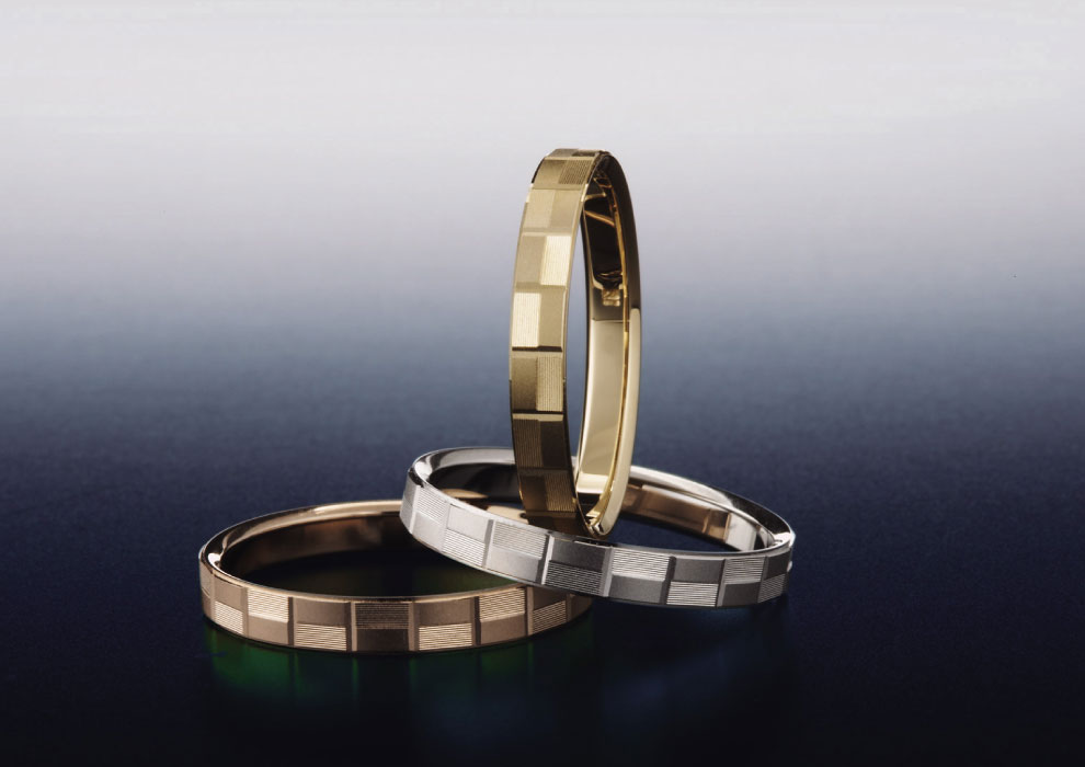 ムニソーは、和のテイストのデザインが光る指輪